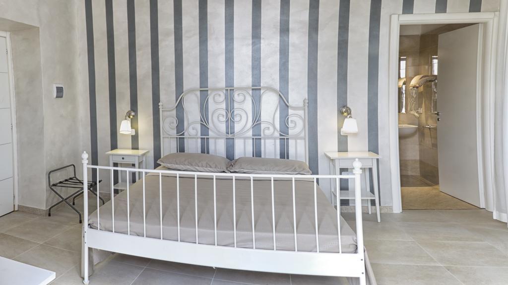 לינה וארוחת בוקר ויאסטה Relais La Pretura מראה חיצוני תמונה