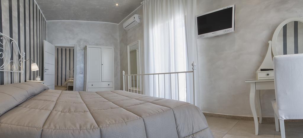 לינה וארוחת בוקר ויאסטה Relais La Pretura מראה חיצוני תמונה