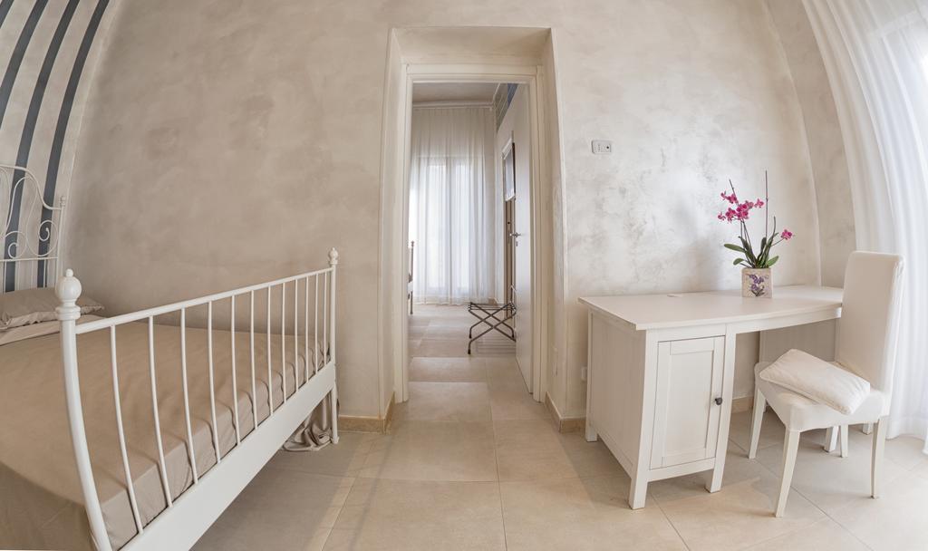 לינה וארוחת בוקר ויאסטה Relais La Pretura מראה חיצוני תמונה